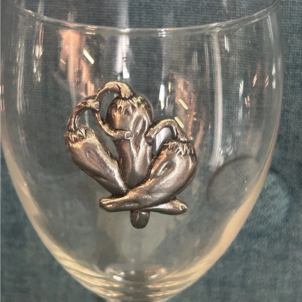 4 CINCO de MAYO Wine Glasses Pewter Chili Pepper Accent Southwestern 7.5” EC - Picture 4 of 5